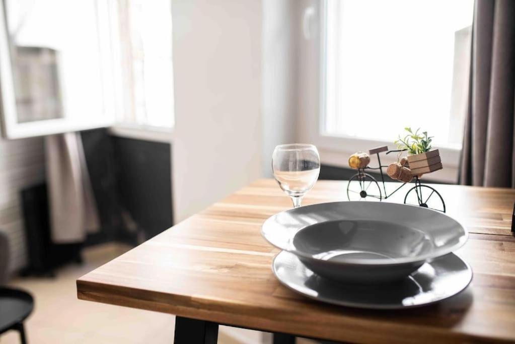 Appartement Tout Equipe Au Coeur Du Vieux Port Marsylia Zewnętrze zdjęcie